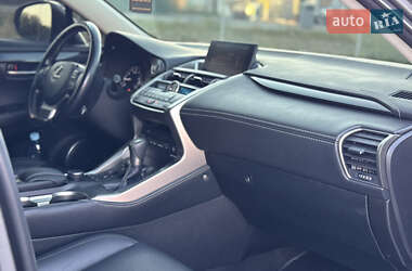 Внедорожник / Кроссовер Lexus NX 2016 в 