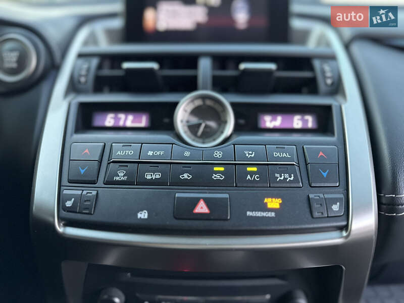 Внедорожник / Кроссовер Lexus NX 2016 в Виннице