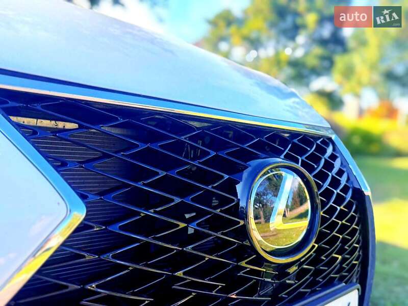 Lexus NX 2018