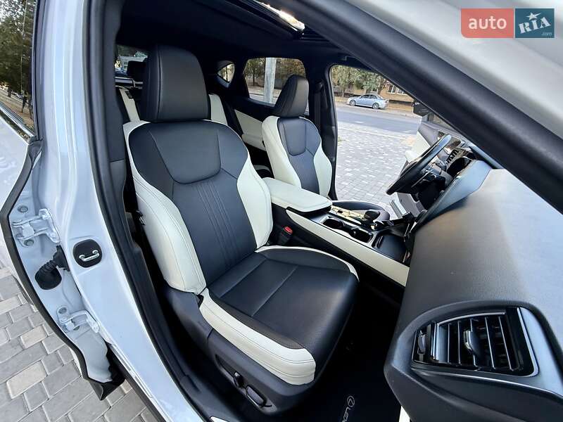 Внедорожник / Кроссовер Lexus NX 2023 в Одессе