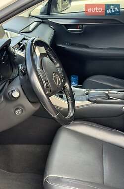 Внедорожник / Кроссовер Lexus NX 2016 в 
