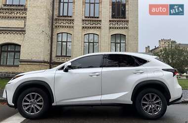 Внедорожник / Кроссовер Lexus NX 2018 в 