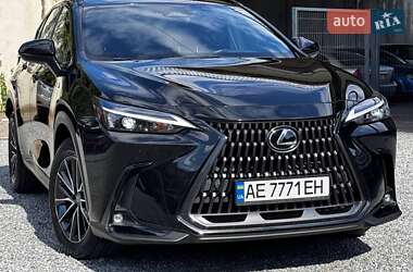 Внедорожник / Кроссовер Lexus NX 2022 в 