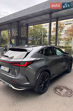 Внедорожник / Кроссовер Lexus NX 2023 в 