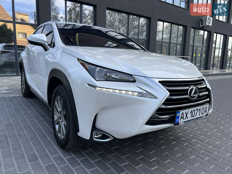 Lexus NX 2016