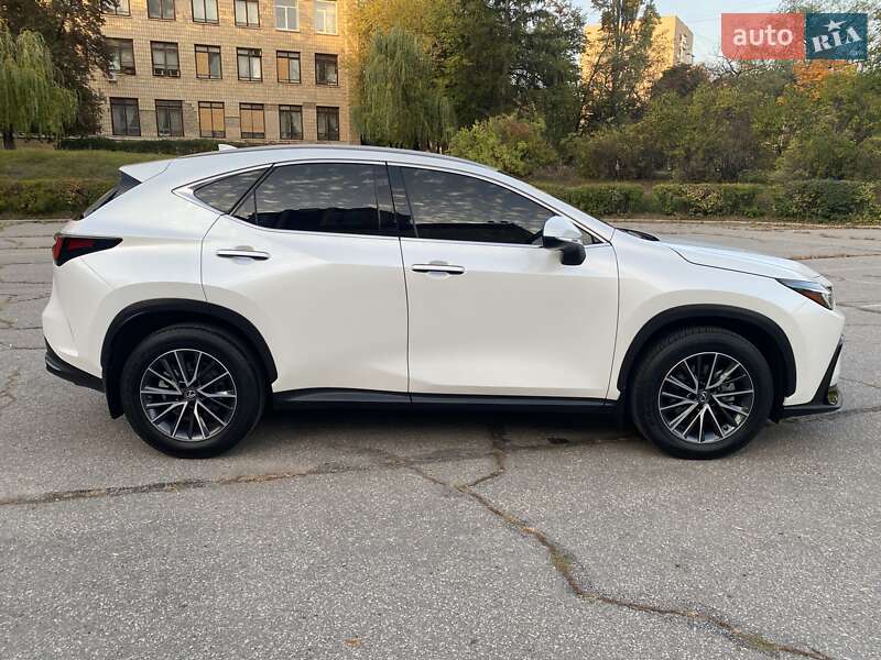 Внедорожник / Кроссовер Lexus NX 2021 в Киеве