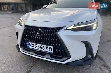 Позашляховик / Кросовер Lexus NX 2021 в 