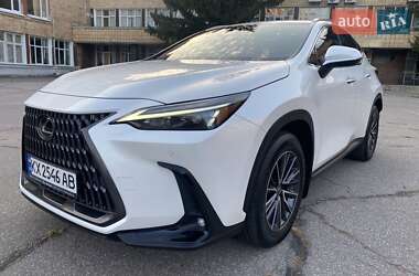 Позашляховик / Кросовер Lexus NX 2021 в 