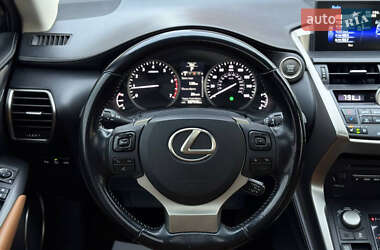 Позашляховик / Кросовер Lexus NX 2017 в 