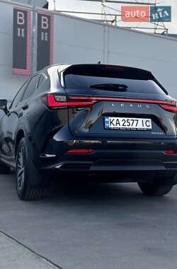 Внедорожник / Кроссовер Lexus NX 2022 в 
