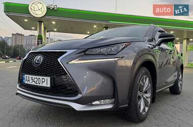 Позашляховик / Кросовер Lexus NX 2015 в Києві
