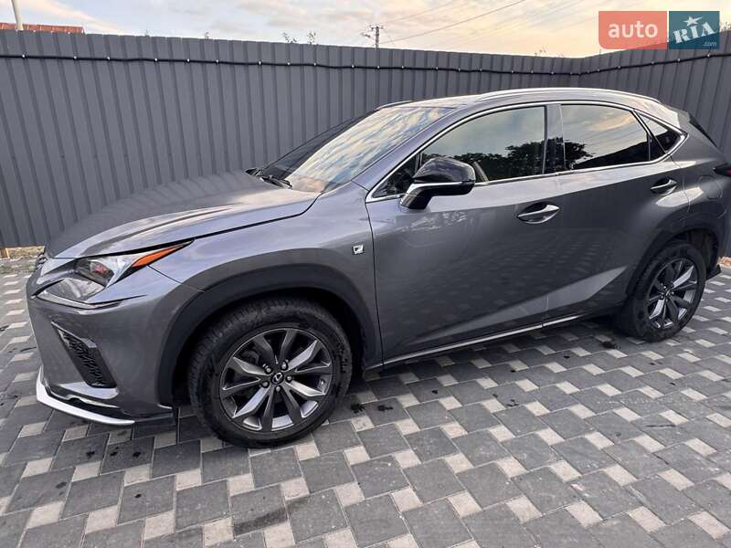 Внедорожник / Кроссовер Lexus NX 2018 в 