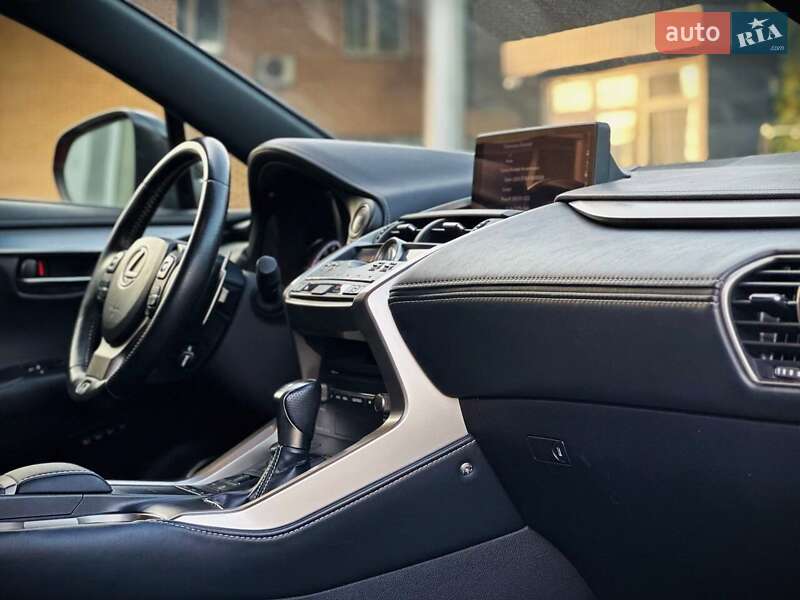 Позашляховик / Кросовер Lexus NX 2017 в Києві фото 29 Позашляховик / Кросовер Lexus NX 2017 в Києві