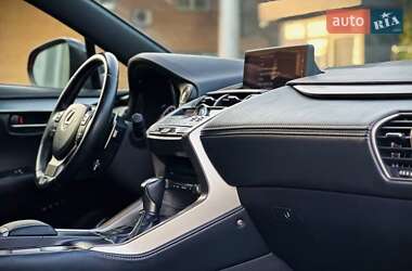 Позашляховик / Кросовер Lexus NX 2017 в 