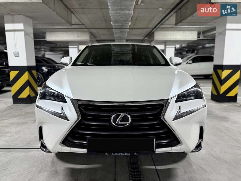 Позашляховик / Кросовер Lexus NX 2015 в Дніпрі