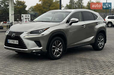 Внедорожник / Кроссовер Lexus NX 2017 в Днепре