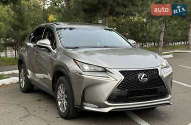 Позашляховик / Кросовер Lexus NX 2016 в 
