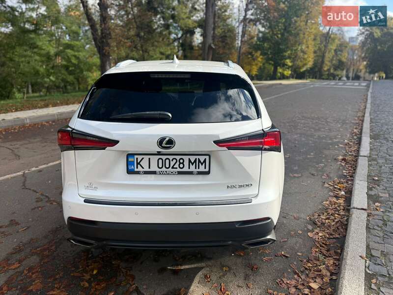 Внедорожник / Кроссовер Lexus NX 2018 в Киеве