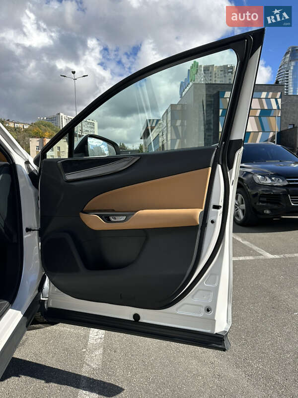 Позашляховик / Кросовер Lexus NX 2022 в Києві фото 28 Позашляховик / Кросовер Lexus NX 2022 в Києві