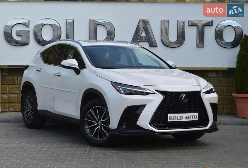 Lexus NX 2022