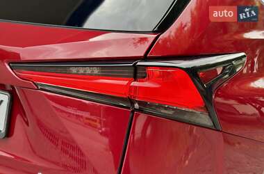 Внедорожник / Кроссовер Lexus NX 2018 в 