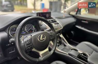 Внедорожник / Кроссовер Lexus NX 2018 в 