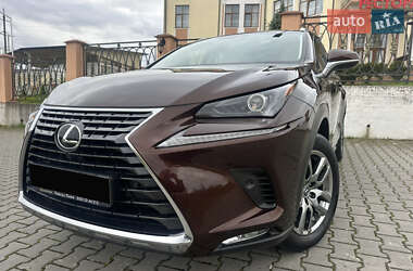 Позашляховик / Кросовер Lexus NX 2017 в 