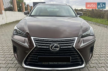Позашляховик / Кросовер Lexus NX 2017 в 