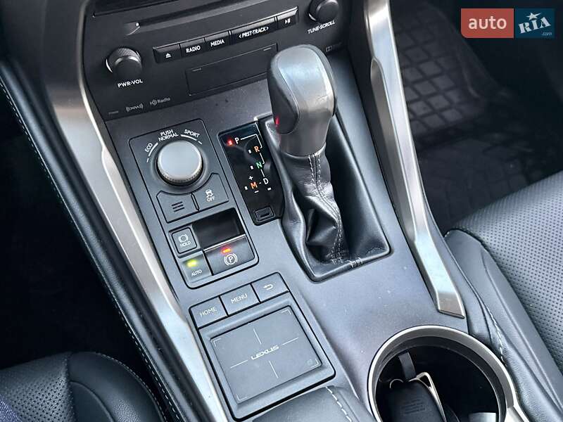 Позашляховик / Кросовер Lexus NX 2015 в Харкові