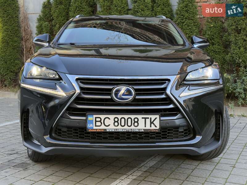 Позашляховик / Кросовер Lexus NX 2015 в Львові
