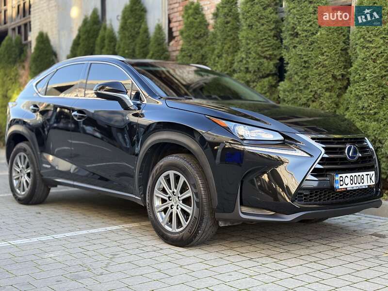 Позашляховик / Кросовер Lexus NX 2015 в Львові