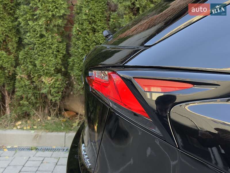 Позашляховик / Кросовер Lexus NX 2015 в Львові