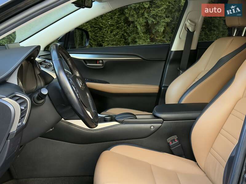 Позашляховик / Кросовер Lexus NX 2015 в Львові