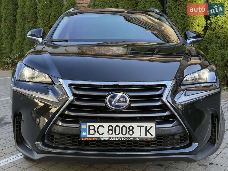 Позашляховик / Кросовер Lexus NX 2015 в Львові
