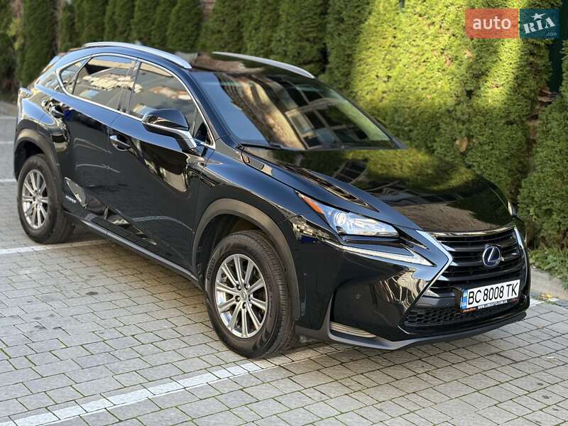 Позашляховик / Кросовер Lexus NX 2015 в Львові