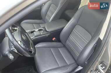 Позашляховик / Кросовер Lexus NX 2018 в  фото 12 Позашляховик / Кросовер Lexus NX 2018 в