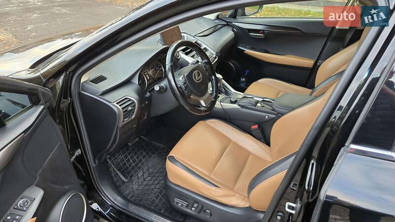 Позашляховик / Кросовер Lexus NX 2015 в Львові фото 3 Позашляховик / Кросовер Lexus NX 2015 в Львові