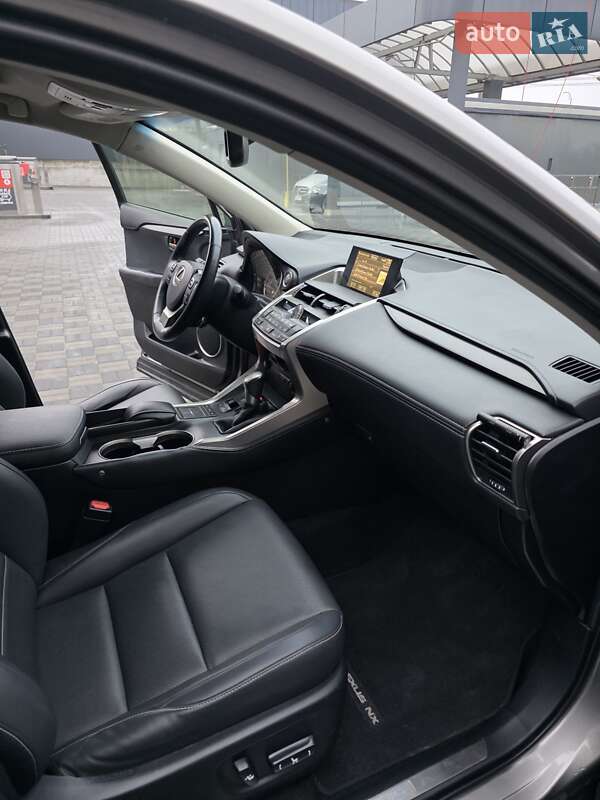 Позашляховик / Кросовер Lexus NX 2014 в Хмельницькому фото 21 Позашляховик / Кросовер Lexus NX 2014 в Хмельницькому