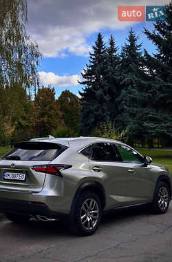 Внедорожник / Кроссовер Lexus NX 2015 в 
