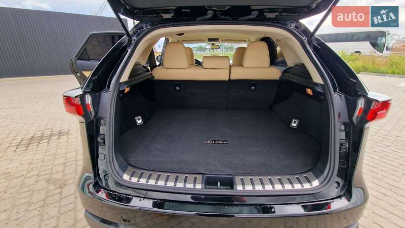 Позашляховик / Кросовер Lexus NX 2015 в Львові фото 16 Позашляховик / Кросовер Lexus NX 2015 в Львові
