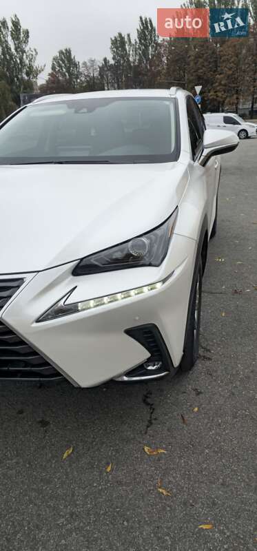 Позашляховик / Кросовер Lexus NX 2020 в Києві