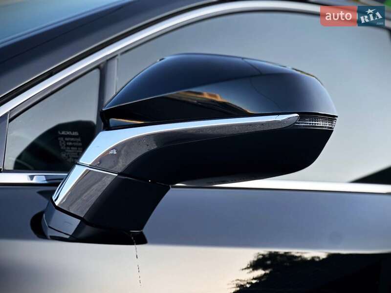 Внедорожник / Кроссовер Lexus NX 2020 в Киеве