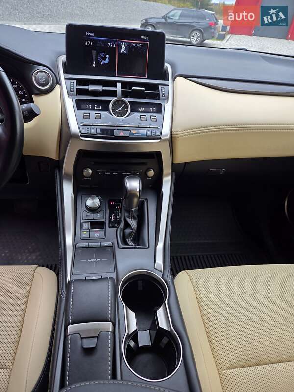 Внедорожник / Кроссовер Lexus NX 2020 в Львове