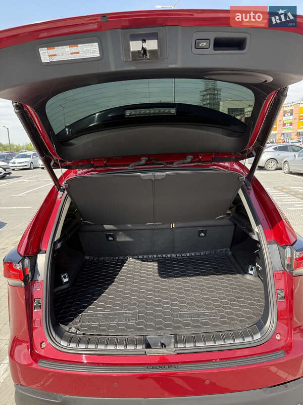 Позашляховик / Кросовер Lexus NX 2014 в Львові фото 6 Позашляховик / Кросовер Lexus NX 2014 в Львові