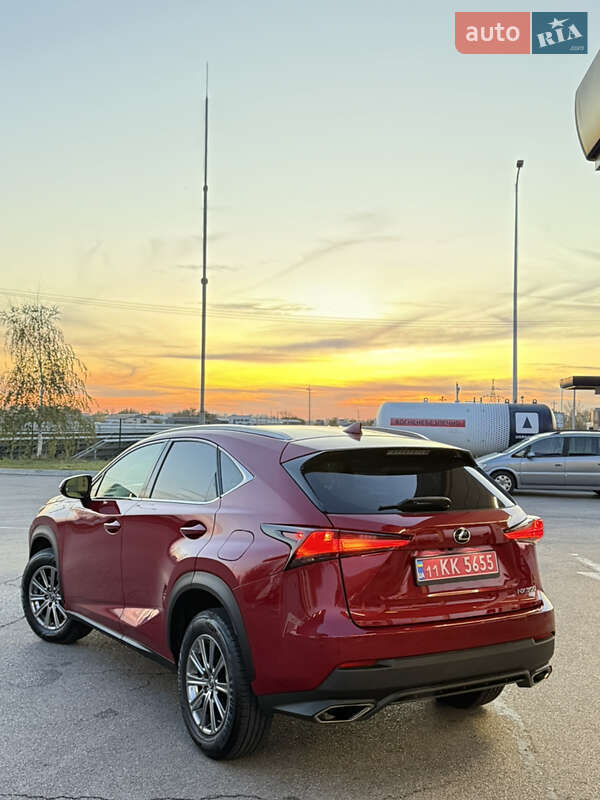 Позашляховик / Кросовер Lexus NX 2018 в Дніпрі