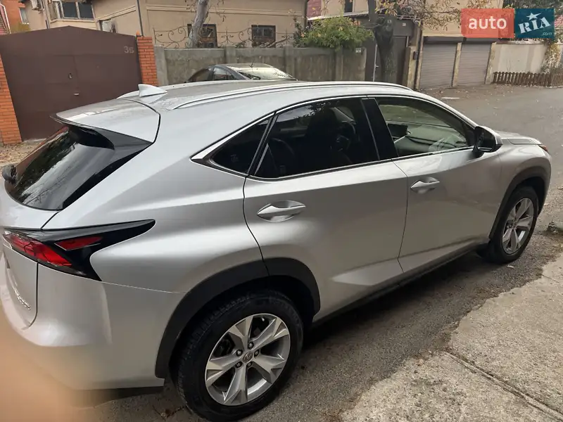 Lexus NX 2017