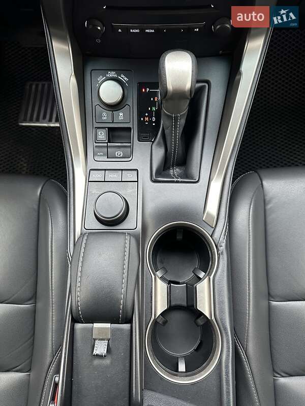 Позашляховик / Кросовер Lexus NX 2015 в Білогородці фото 31 Позашляховик / Кросовер Lexus NX 2015 в Білогородці