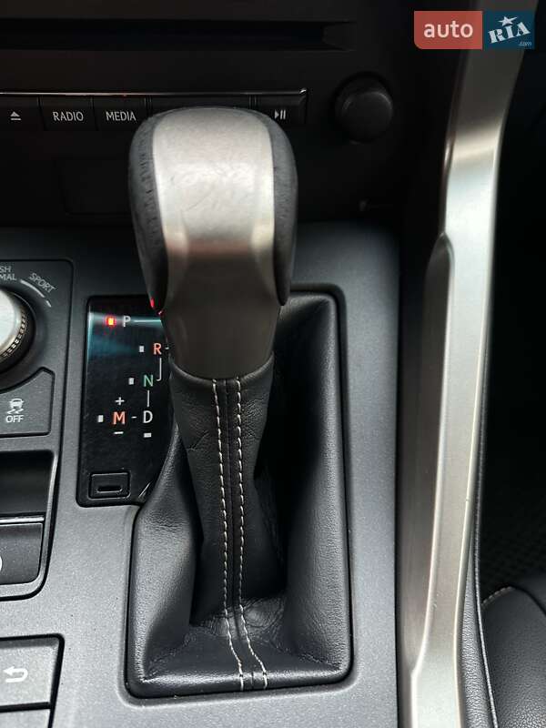 Позашляховик / Кросовер Lexus NX 2015 в Білогородці фото 40 Позашляховик / Кросовер Lexus NX 2015 в Білогородці