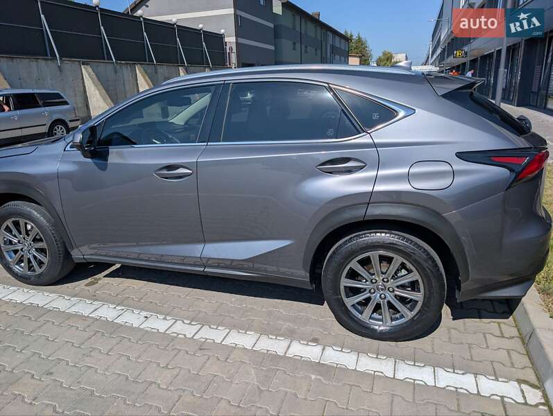 Внедорожник / Кроссовер Lexus NX 2018 в Ивано-Франковске