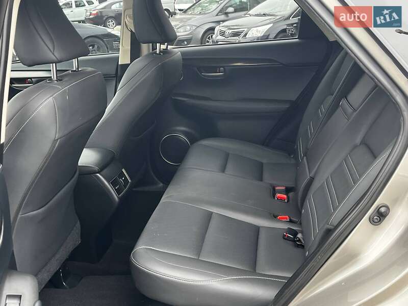 Позашляховик / Кросовер Lexus NX 2015 в Дніпрі фото 16 Позашляховик / Кросовер Lexus NX 2015 в Дніпрі